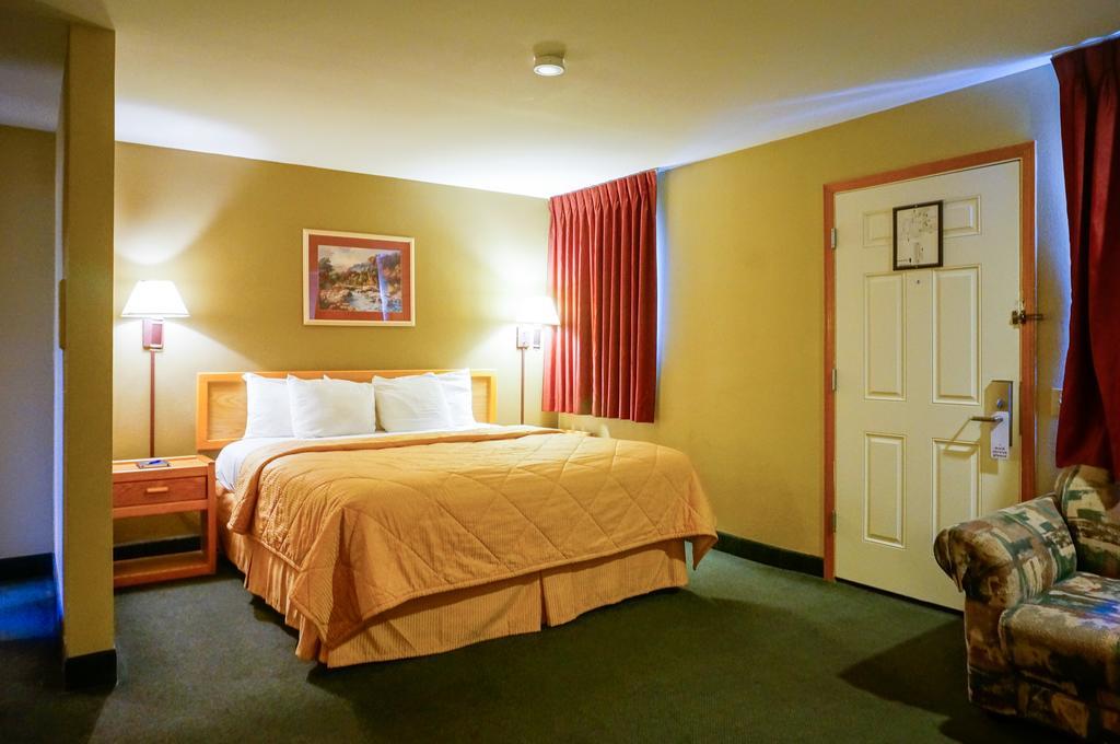 Lamplighter Inn & Suites San Luis Obispo Room photo