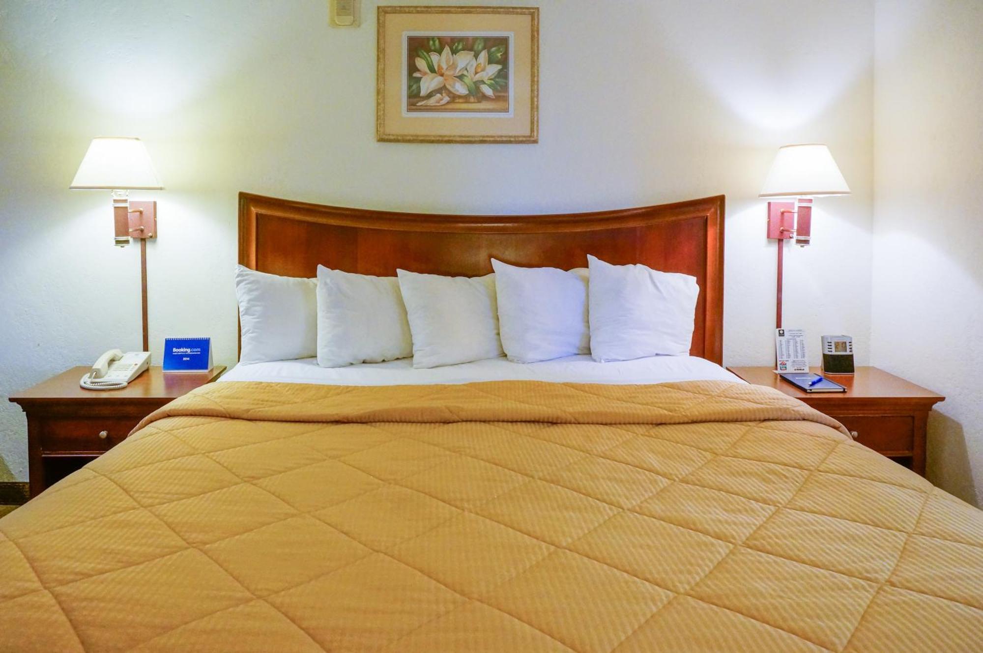 Lamplighter Inn & Suites San Luis Obispo Room photo